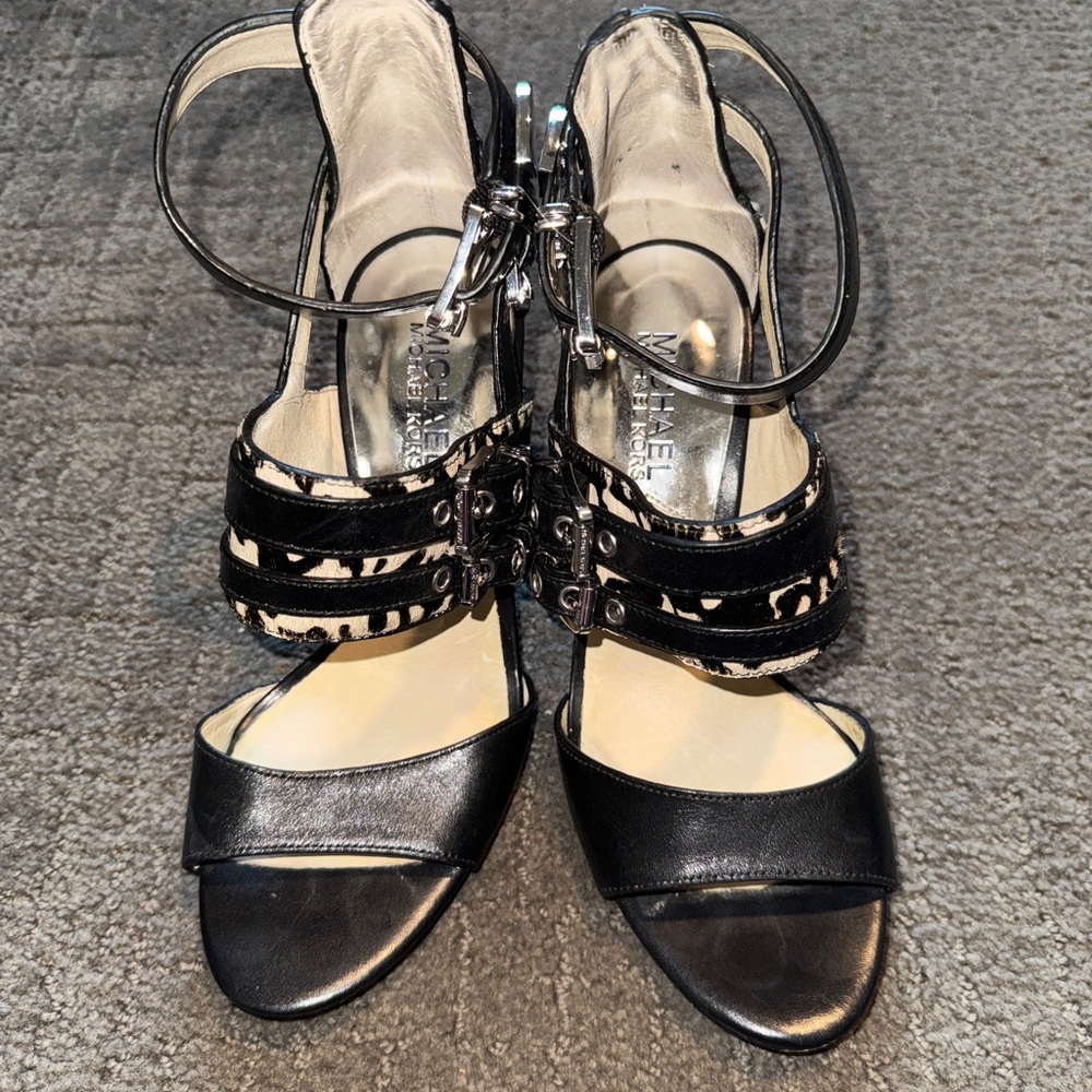 Michael Kors Black and Zebra Print Fir Sandals 5.5